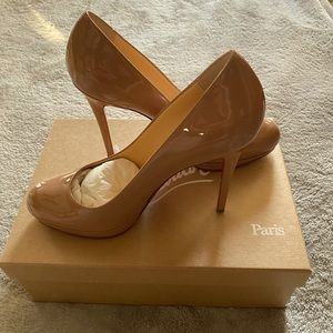 Nude Christian Louboutin 120 new simple pump (NEW)